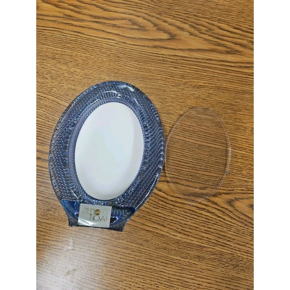STUDIO NOVA-MAKASA LEAD CRYSTAL OVAL SHAPED PICTURE‎ FRAME BLUE COLOR
